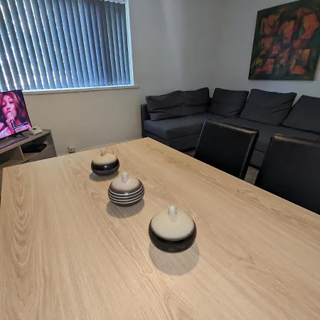 K Suites - Harrogate Terrace * Bradford (West Yorkshire)